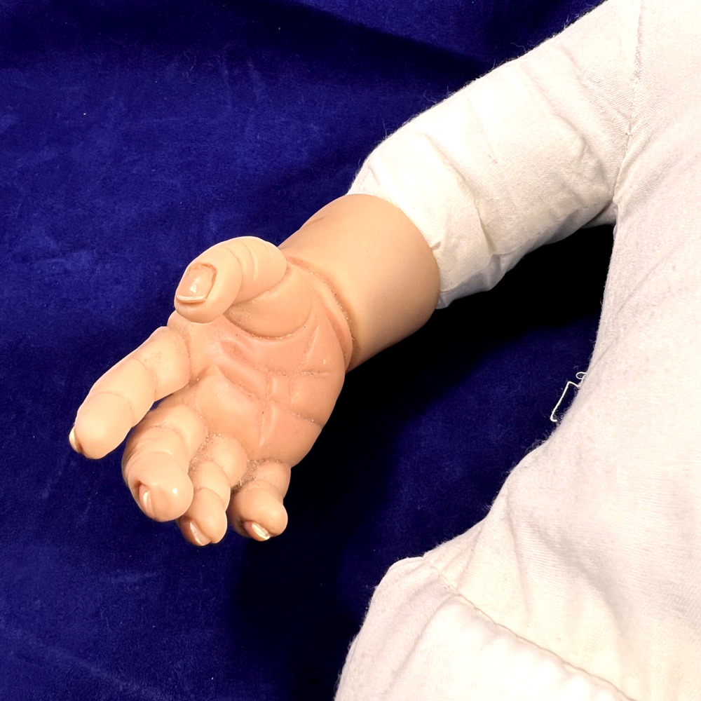 Newborn Baby Doll 19" AEL 2005 Brown Hair Kymberli H. Durden (Signed) *Pre-Owned - Picture 14 of 16